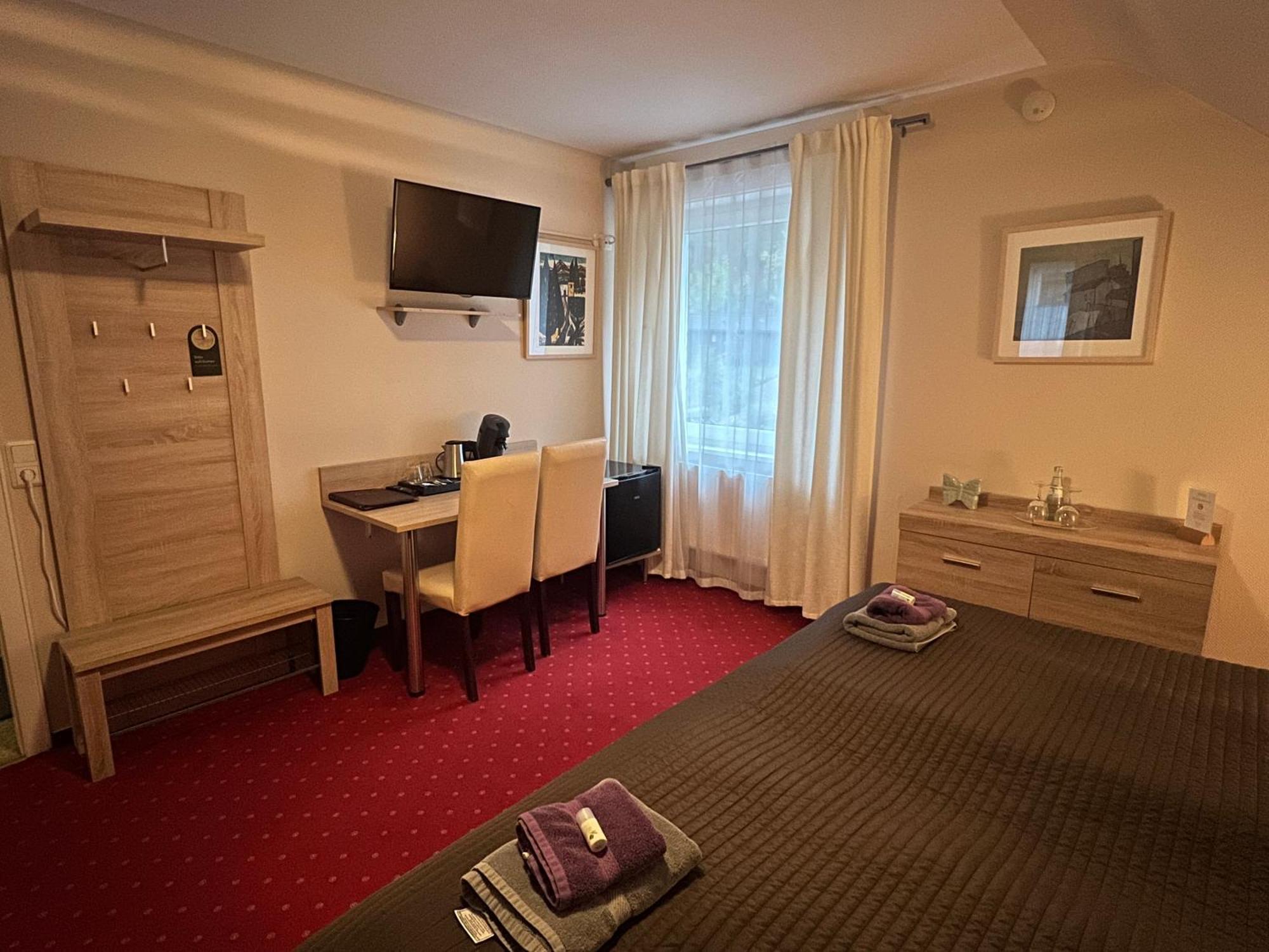 Hotel Sonnenhof Merzig Eksteriør bilde