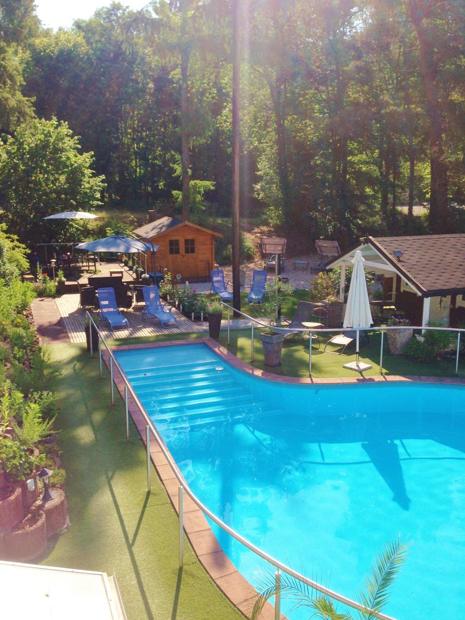 Hotel Sonnenhof Merzig Eksteriør bilde