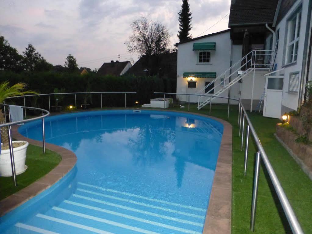 Hotel Sonnenhof Merzig Eksteriør bilde