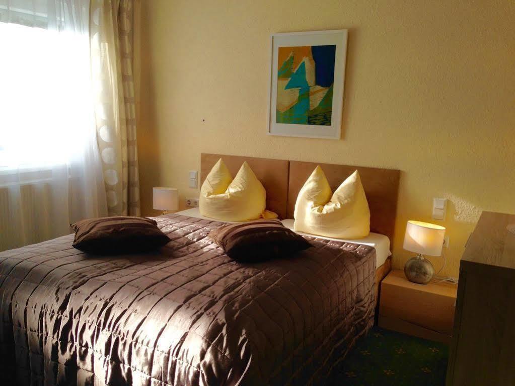Hotel Sonnenhof Merzig Eksteriør bilde